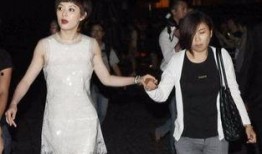 明星艺人助理爆料视频,明星艺人幕后真相大揭秘